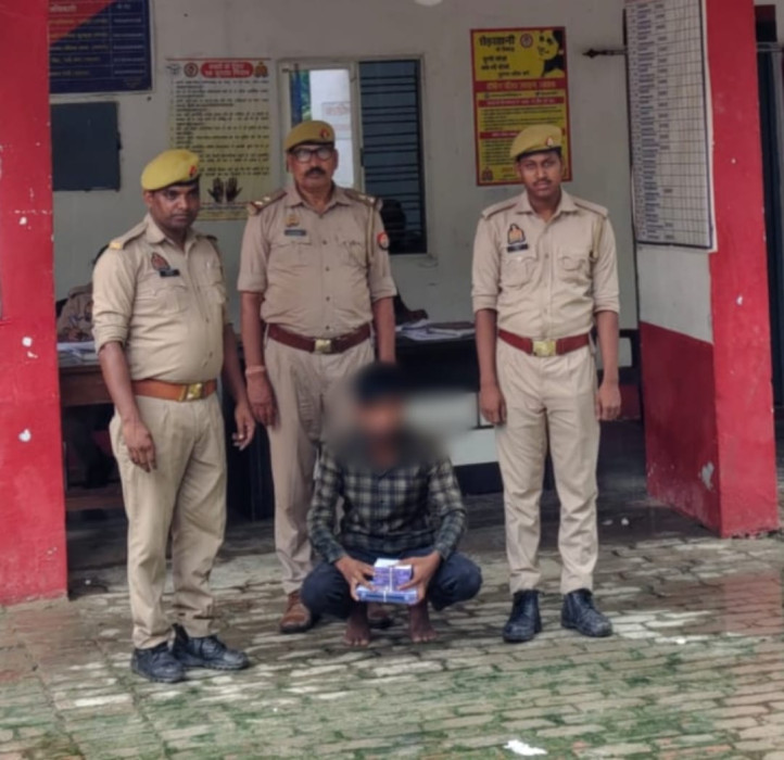 गाजीपुर पुलिस ने दो लुटेरों को किया गिरफ्तार