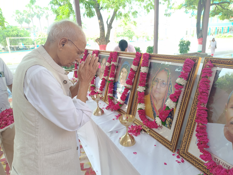 स्वर्गीय बसंती देवी की दसवीं पुण्यतिथि के पर श्रद्धांजलि सभा का आयोजन