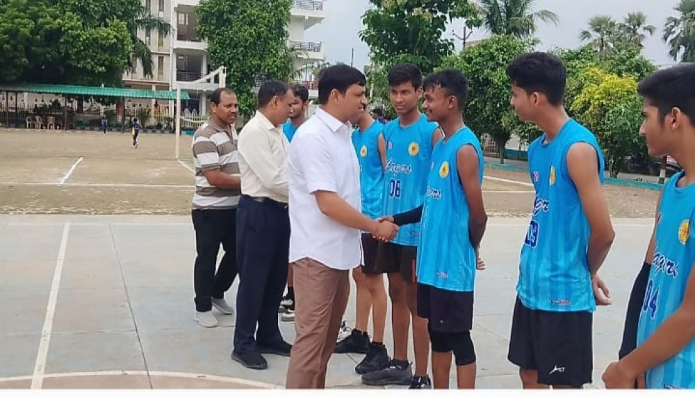 राष्ट्रीय खेल दिवस पर महात्मा ज्योतिराव फुले पब्लिक स्कूल में मेजर ध्यानचंद को किया गया याद